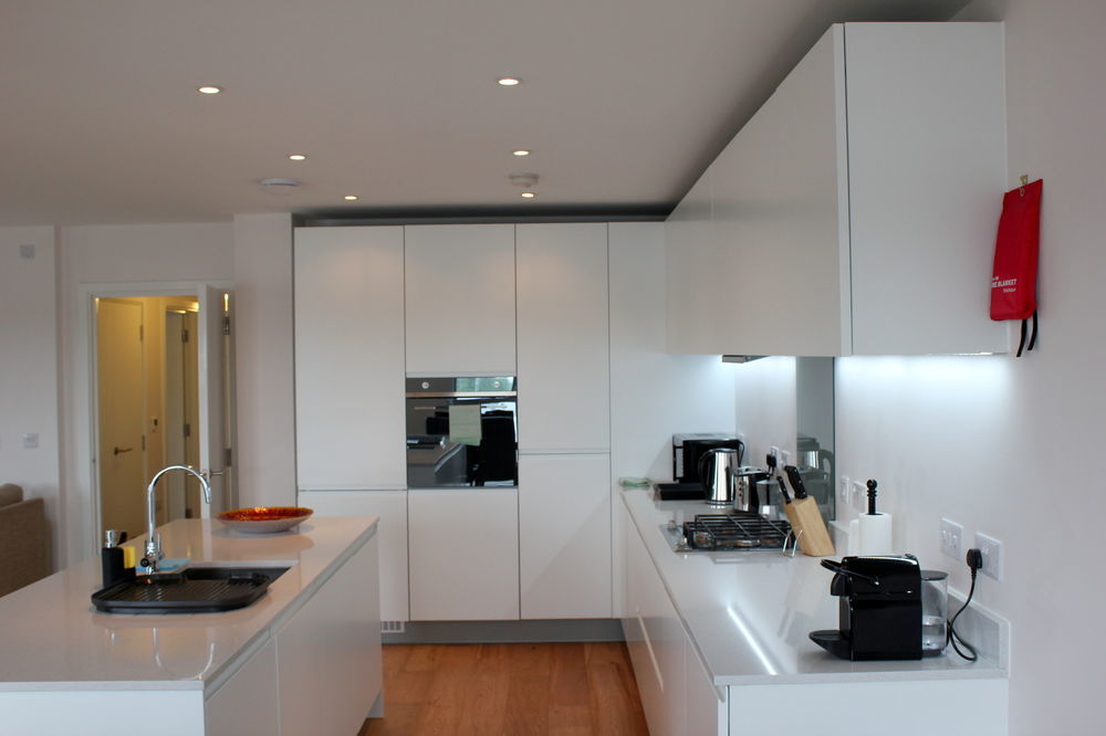 Apartemen The Luxurious Semi-circle *